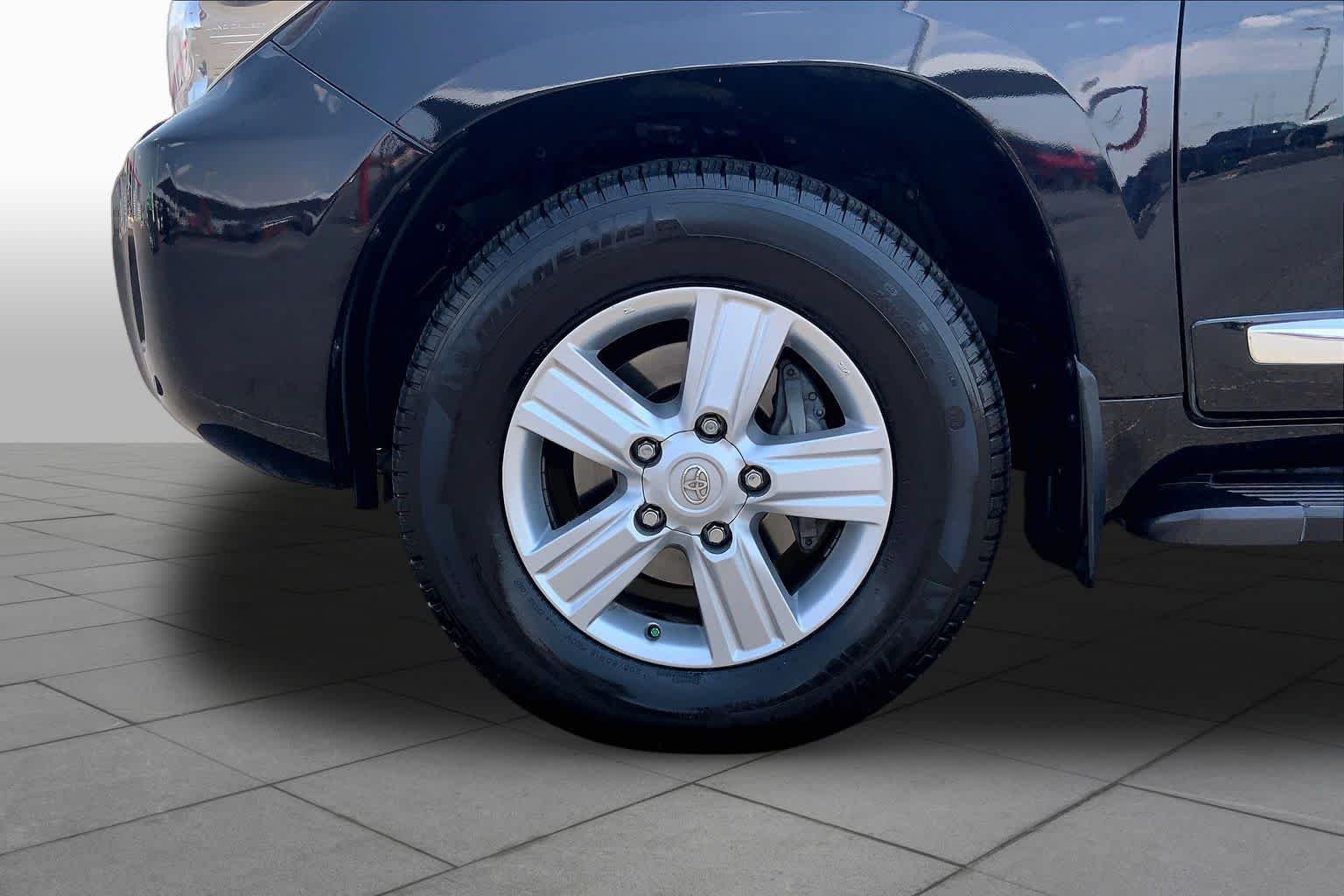 Used 2013 Black Toyota  image 11