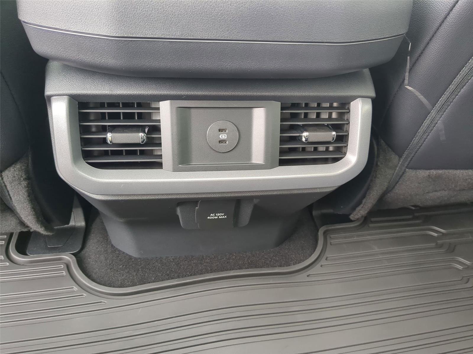New 2026 Star White Metallic Tri-Coat Ford Lariat® image 35