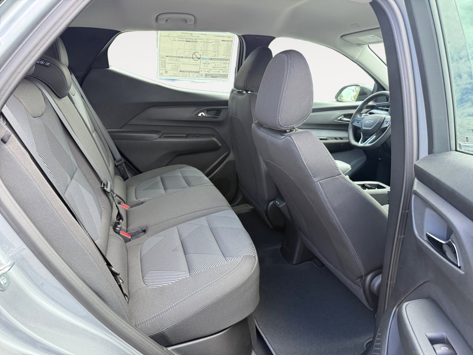 New 2027 Sterling Grey Metallic Chevrolet LT image 18