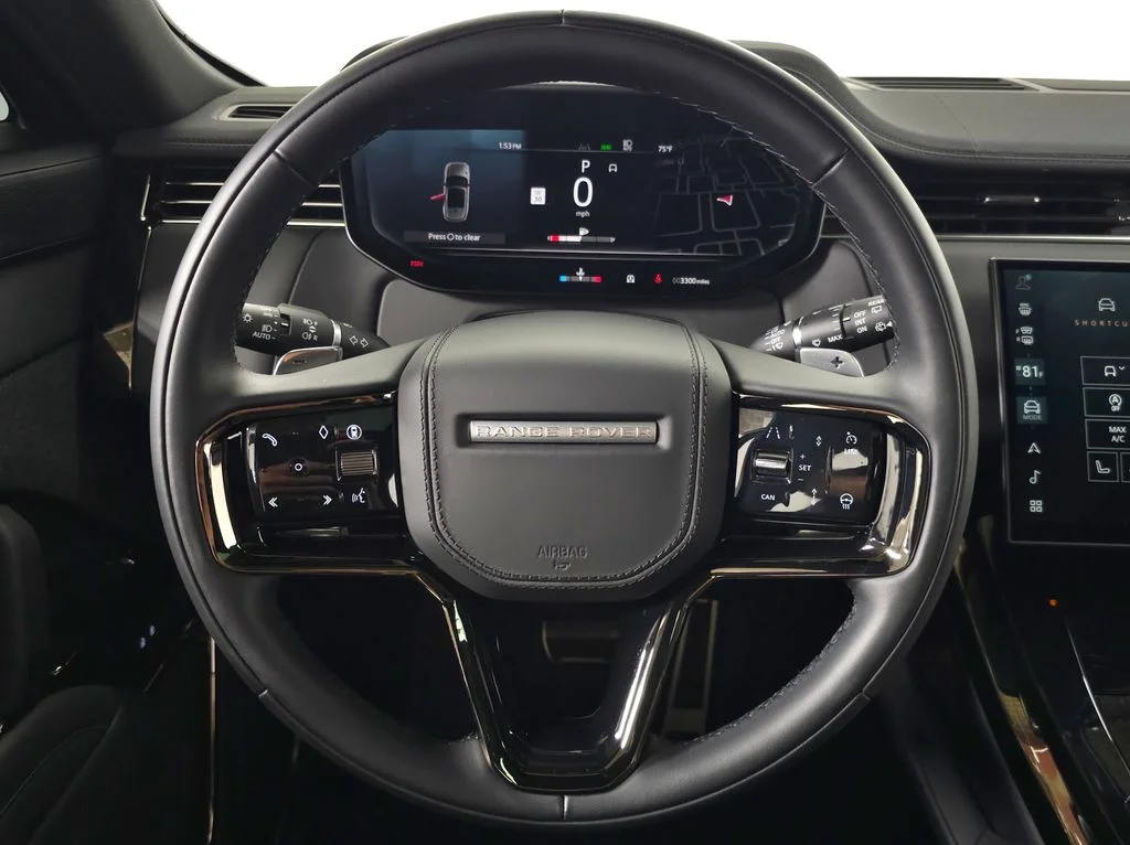 Certified Used 2025 Gray Land Rover Dynamic SE image 21