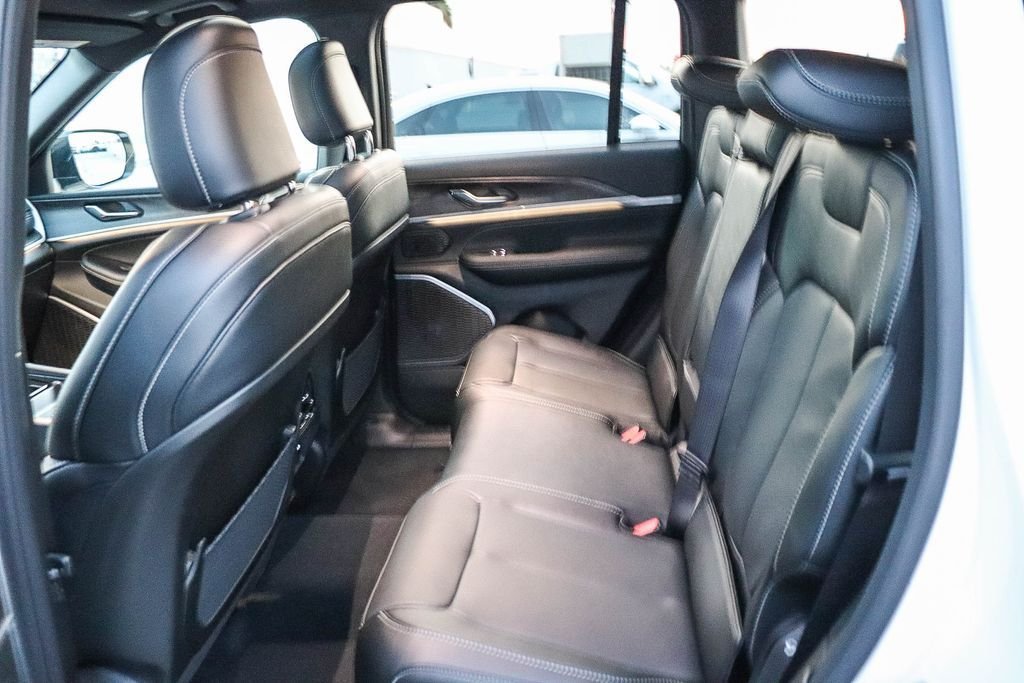 New 2026 Bright White Clearcoat Jeep Limited Reserve image 22