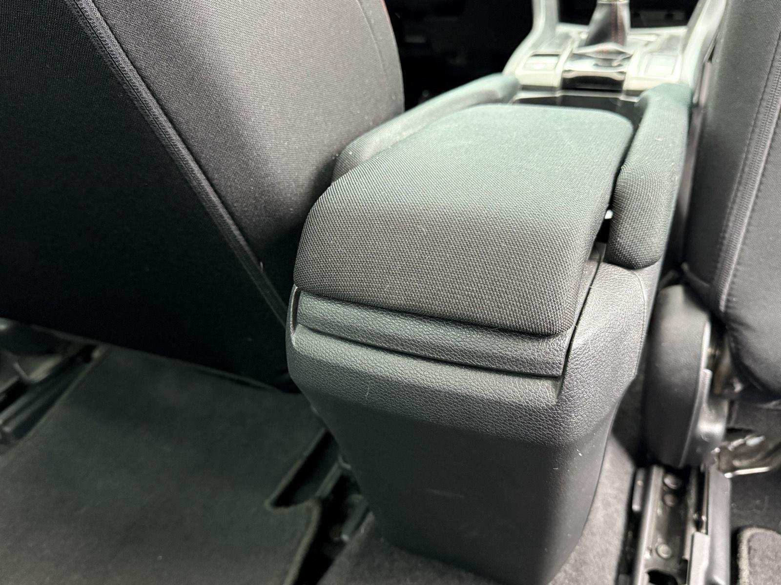 Used 2019 Platinum White Pearl Honda Si w/Summer Tires image 14