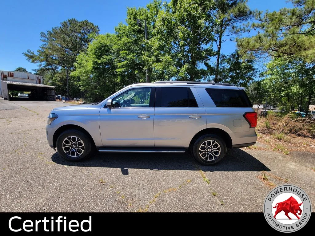 Used 2023 Silver Ford XLT image 2