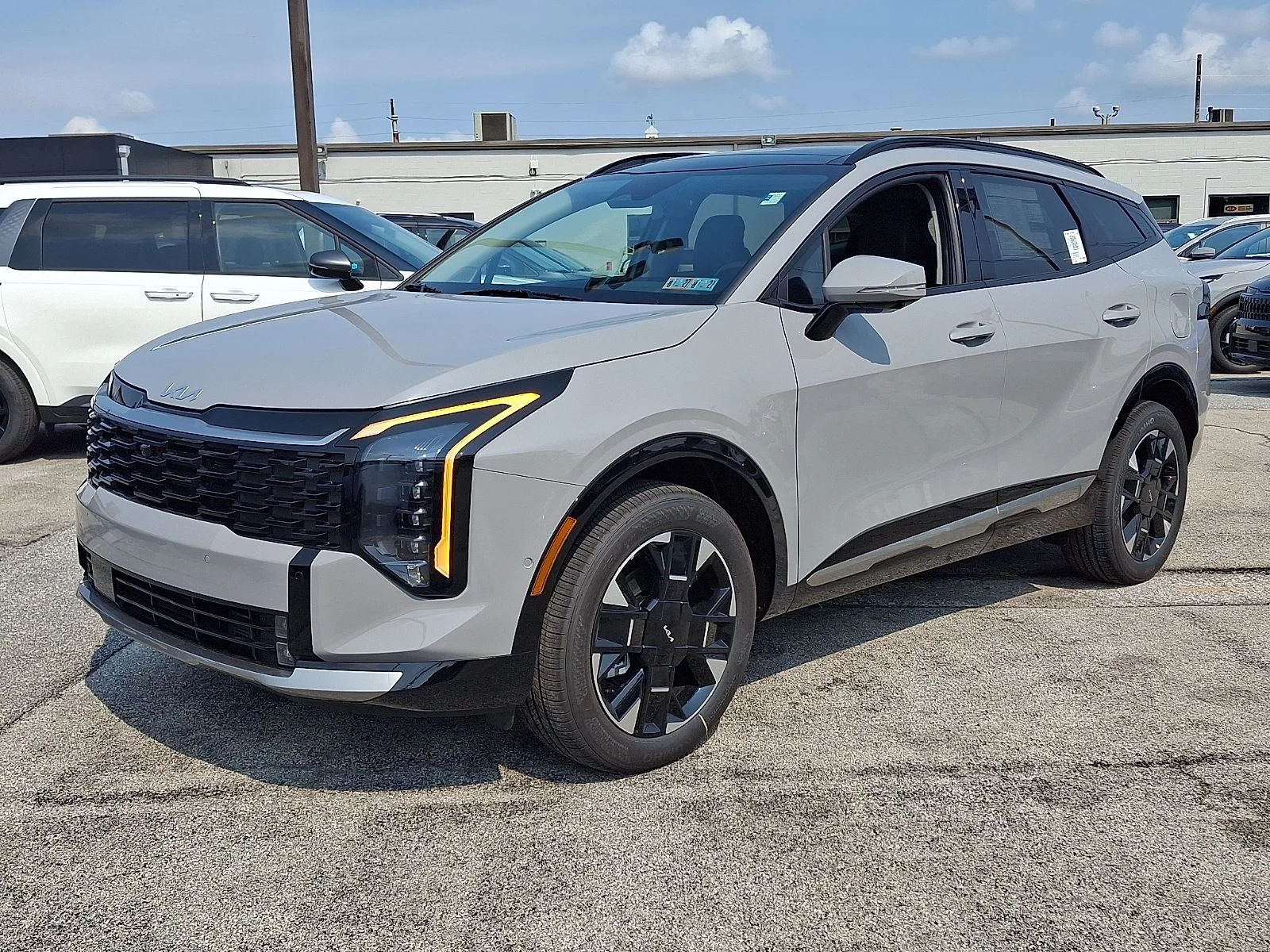 New 2027 Gray Kia SX-Prestige image 5