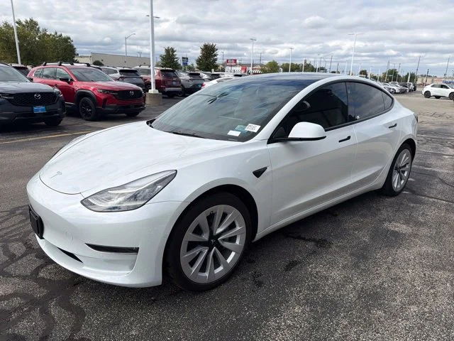 Used 2022 White Tesla Long Range image 2
