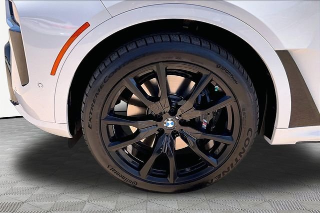 Used 2023 White BMW xDrive40i image 8