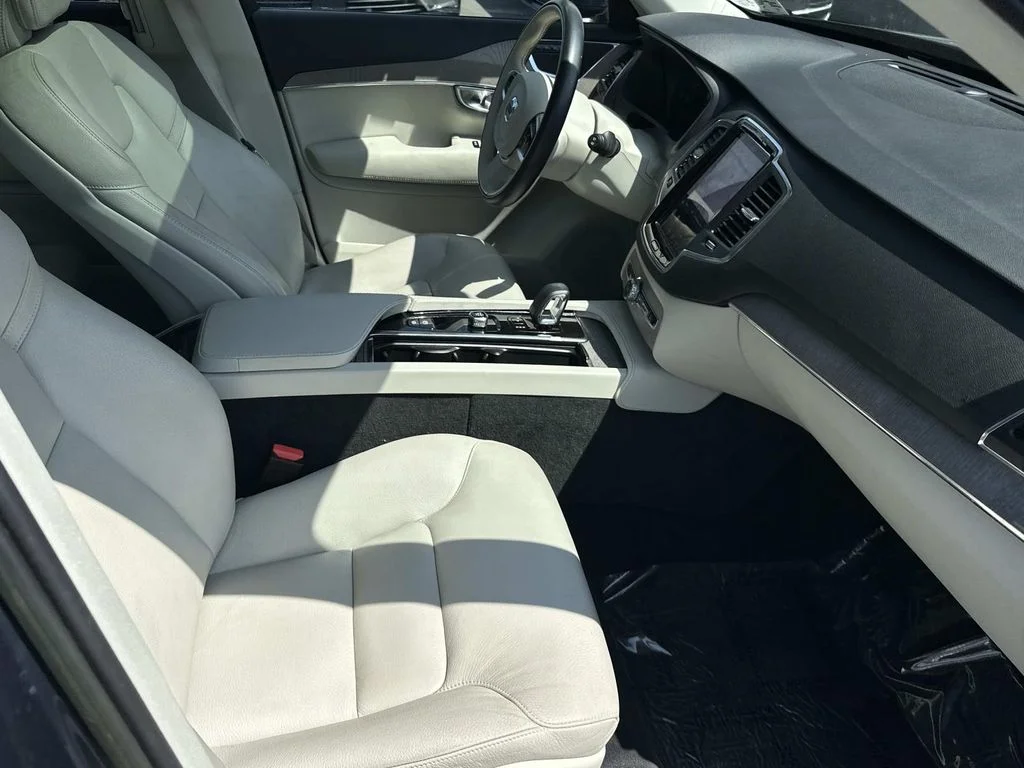 2023 Volvo XC90 Core - Photo 14