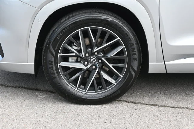 Certified Used 2025 CELESTIAL SILVER Lexus 350 Premium image 16