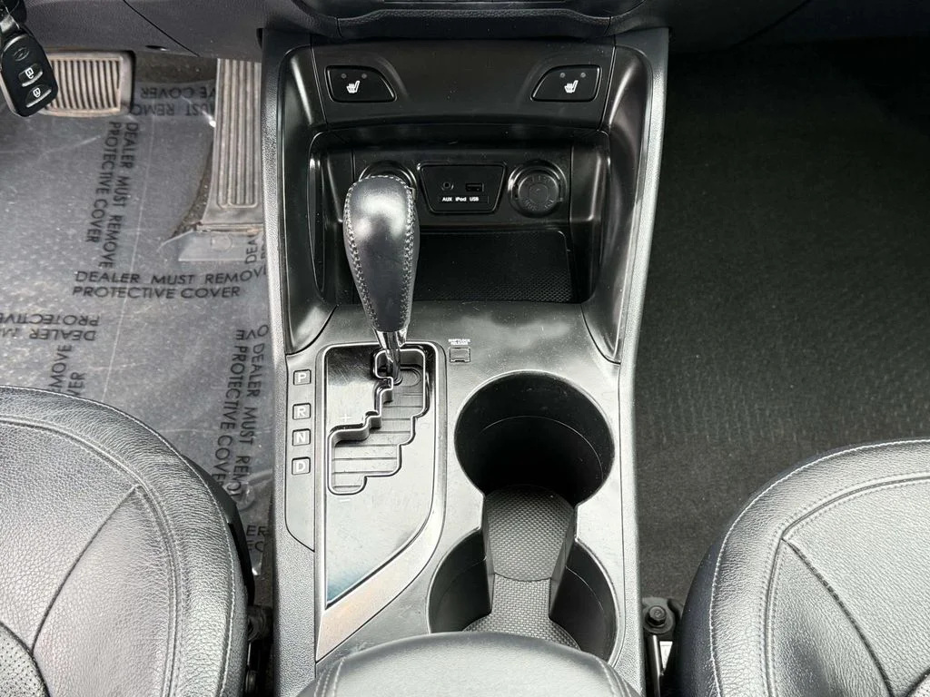 Used 2012 Silver Hyundai Limited image 21