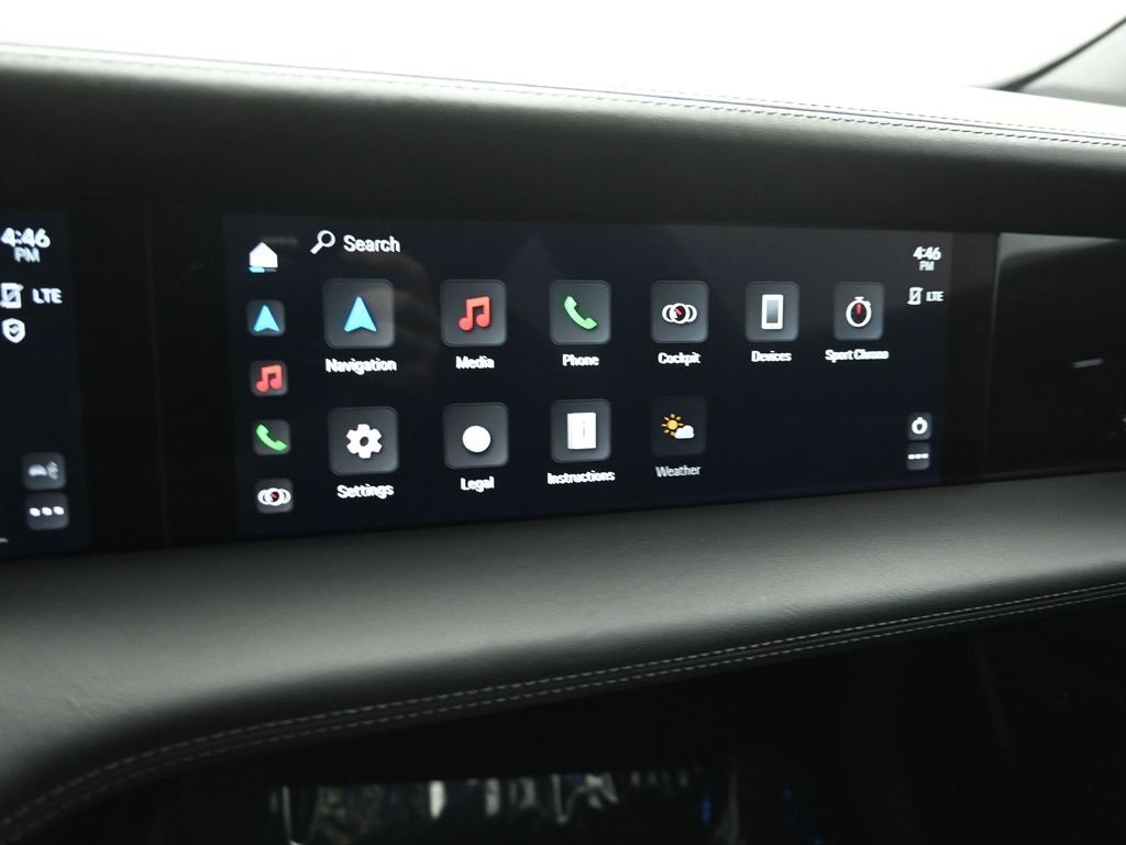 2024 PORSCHE TAYCAN - Image 16