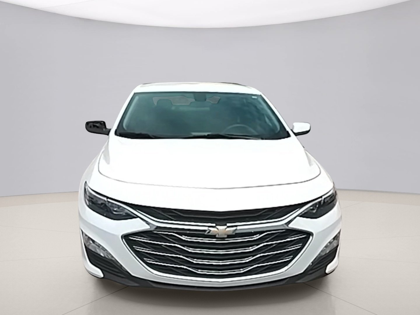 Used 2019 White Chevrolet  image 8