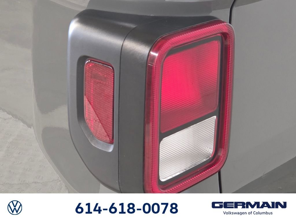 Used 2023 Gray Jeep Rubicon image 18