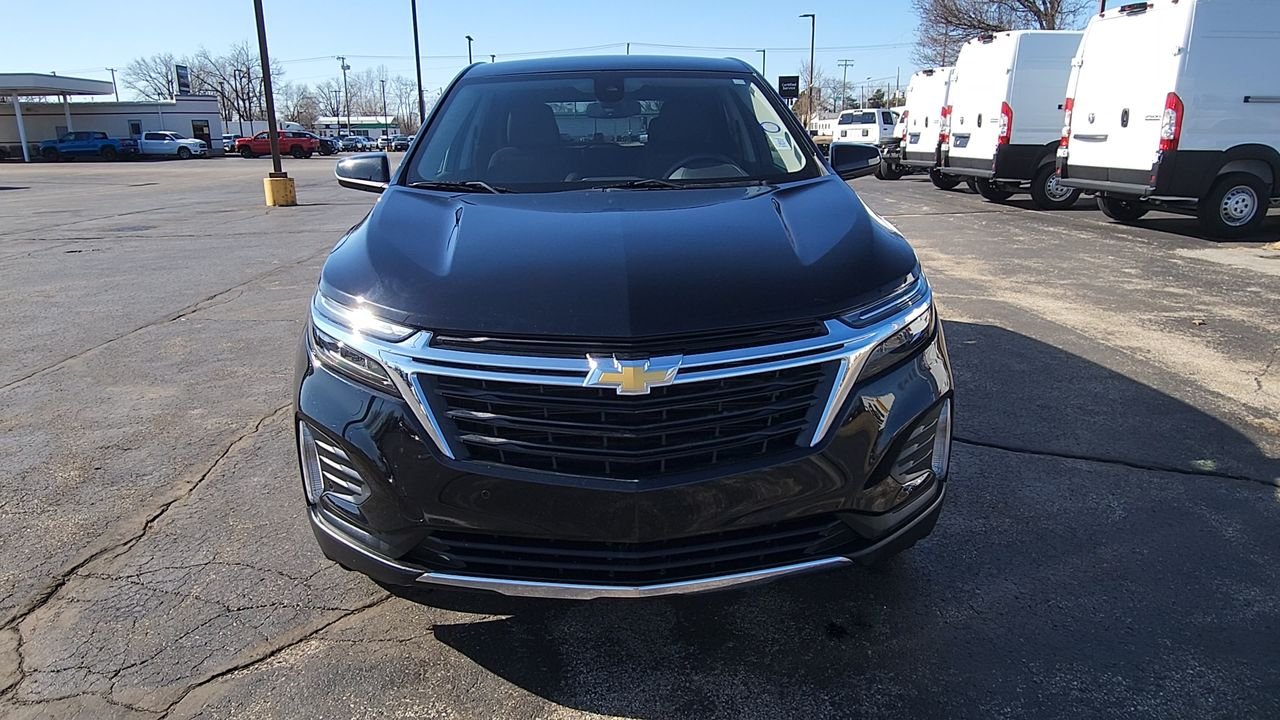 Used 2024 Mosaic Black Metallic Chevrolet LT image 3