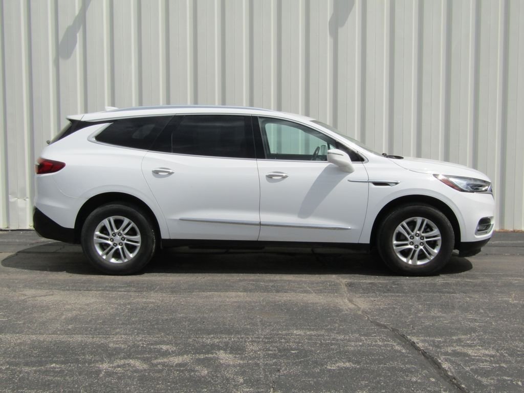 Used 2019 Buick Enclave Essence with VIN 5GAERBKW1KJ192939 for sale in Kansas City