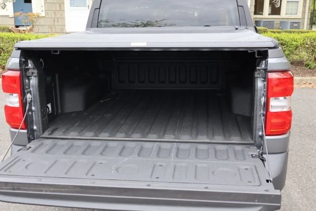Used 2024 Gray Metallic Ford XLT image 11