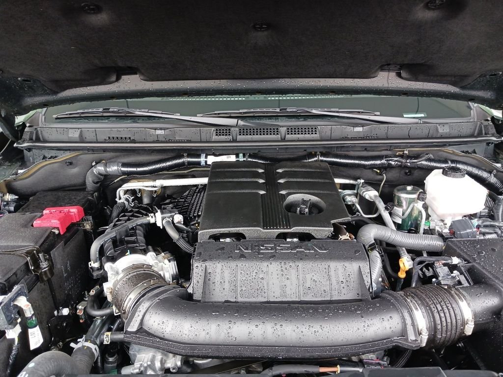 Used 2026 Green Nissan PRO-X image 14