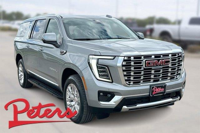 2025 GMC Yukon Denali AWD's photo