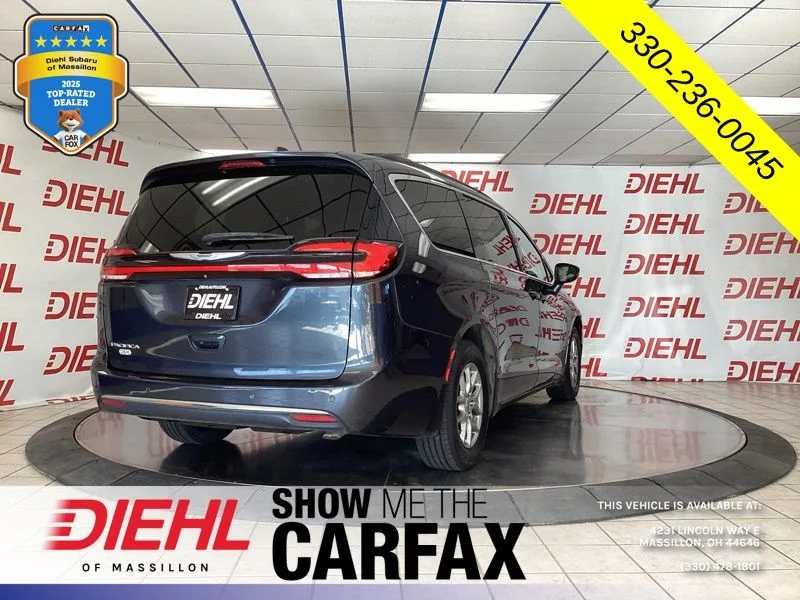 Used 2021 Gray Chrysler Touring image 7