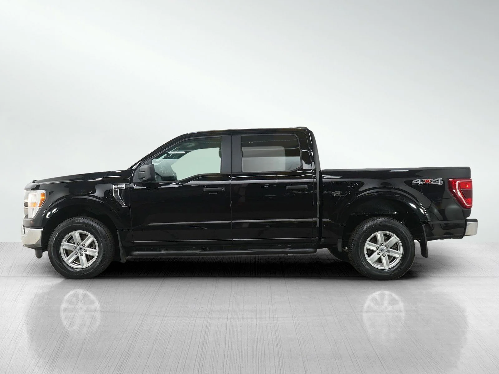 Used 2021 Ford F-150 XLT with VIN 1FTEW1EP8MKD66895 for sale in White Bear Lake, Minnesota