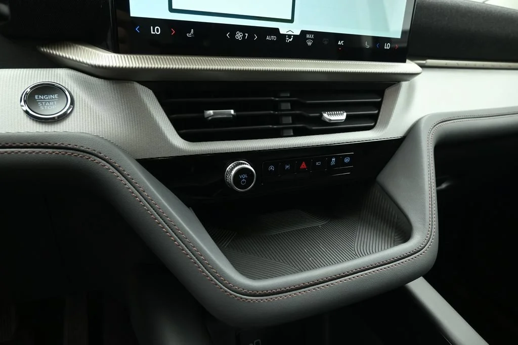 New 2026 Agate Black Metallic Ford Active image 16