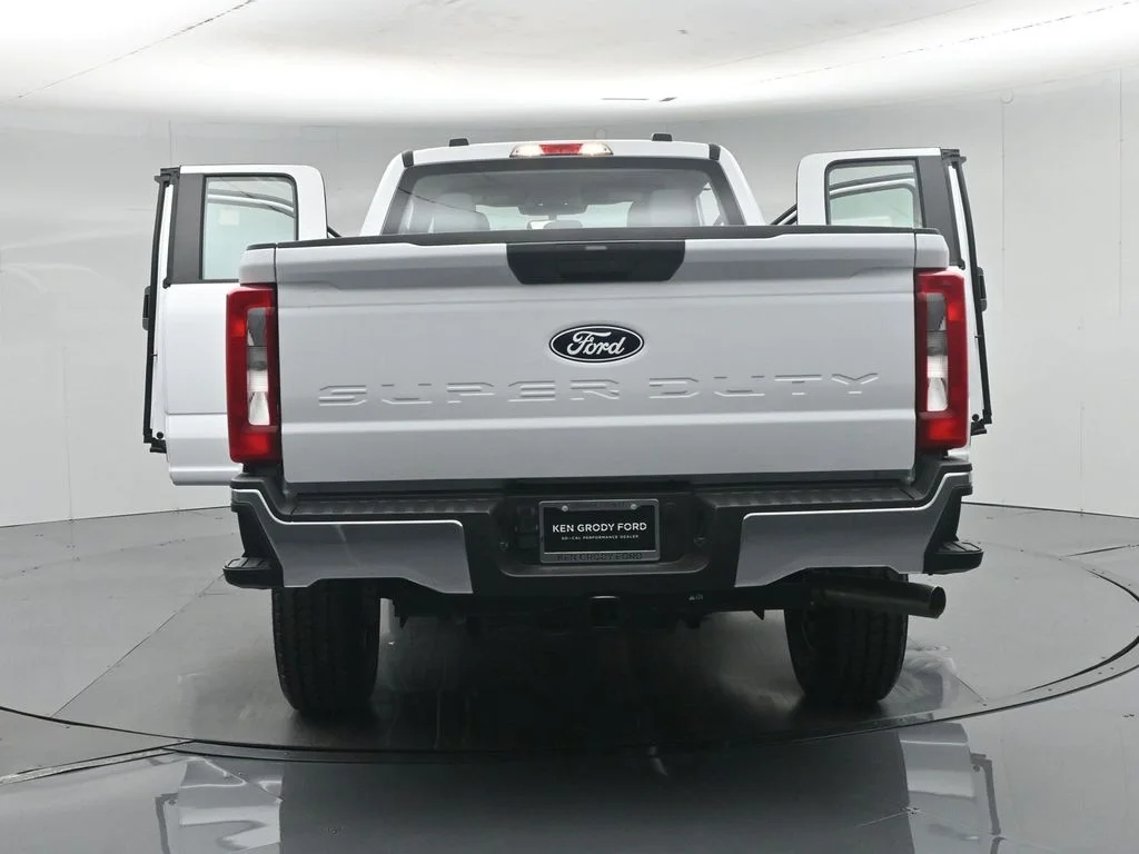 New 2027 White Ford XL image 31
