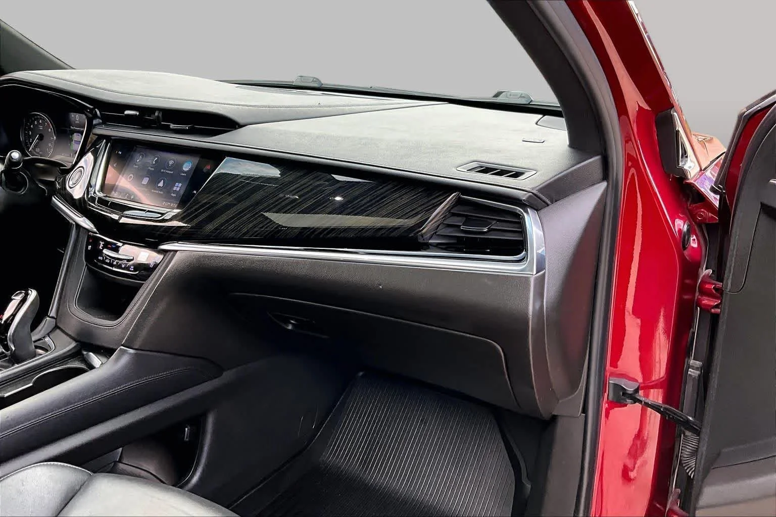 Used 2020 Red Horizon Tintcoat Cadillac FWD Premium Luxury image 19