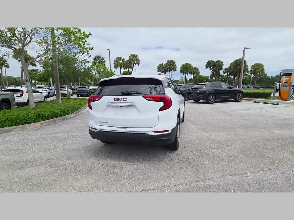 Used 2020 Summit White GMC SLT image 39