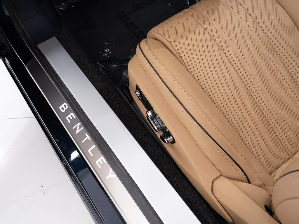 New 2026 Dark Sapphire Bentley  image 20