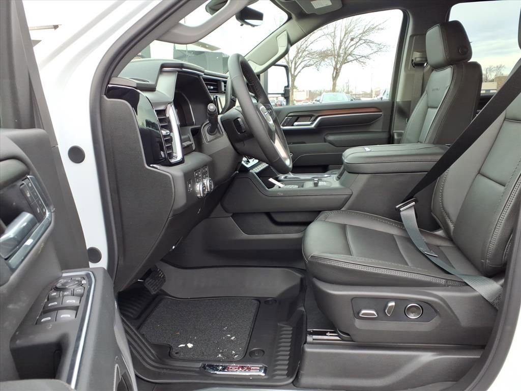 2026 GMC Sierra 2500HD Denali - Photo 21
