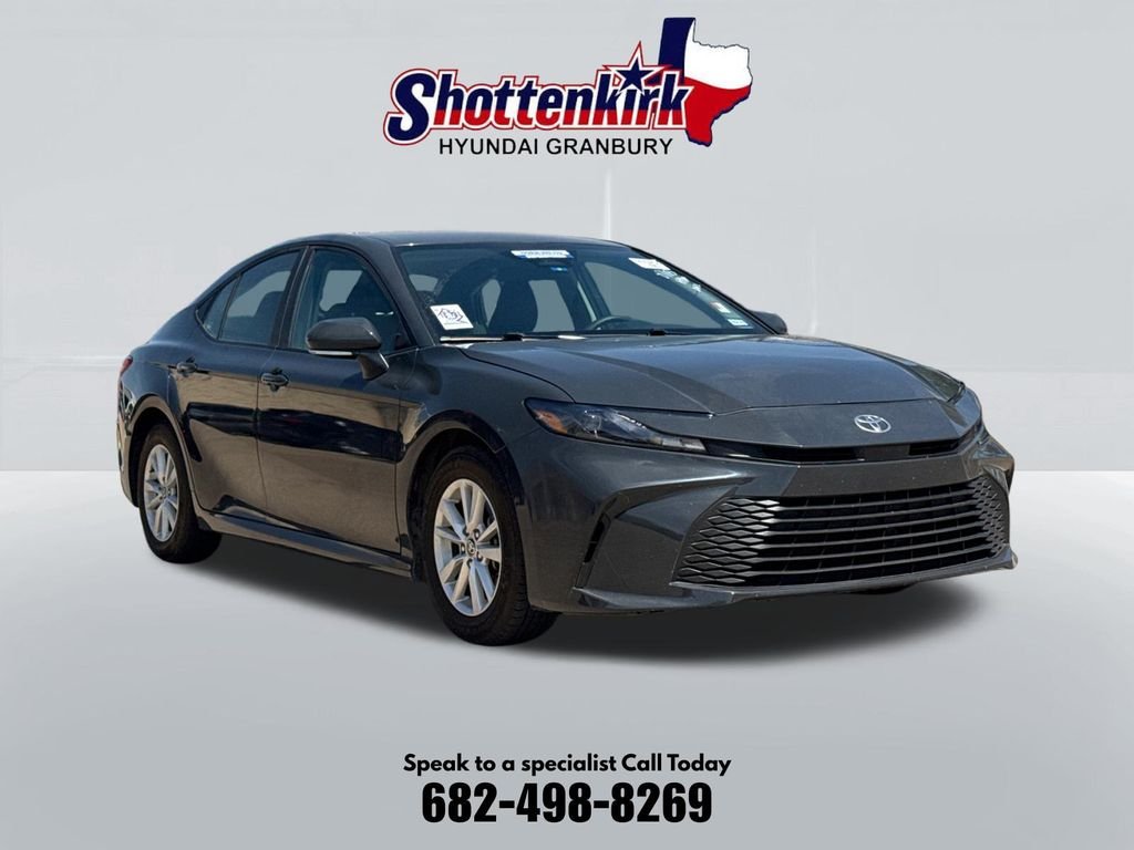 Used 2025  Toyota LE image 3