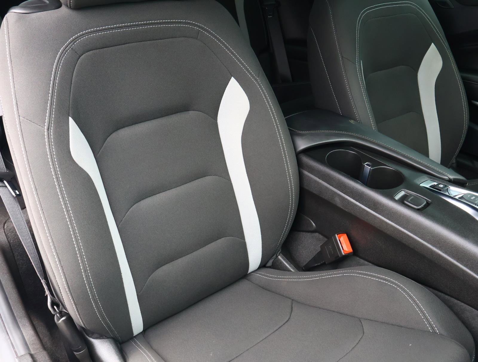 2023 Chevrolet Camaro 1LT - Photo 13