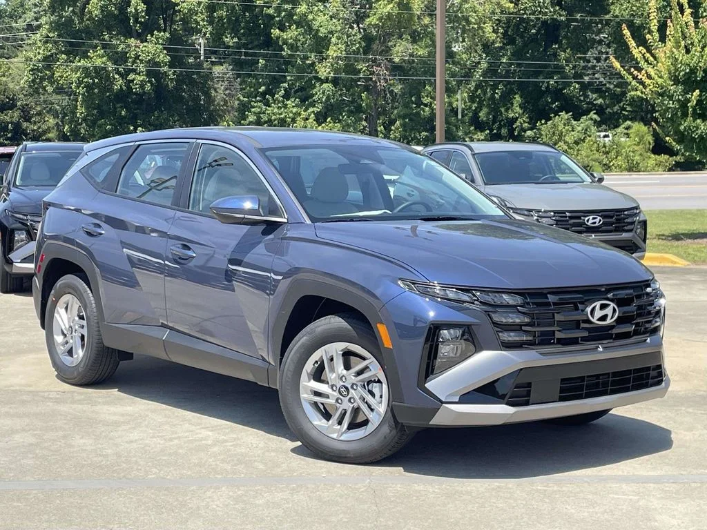 New 2026 Blue Hyundai SE image 1