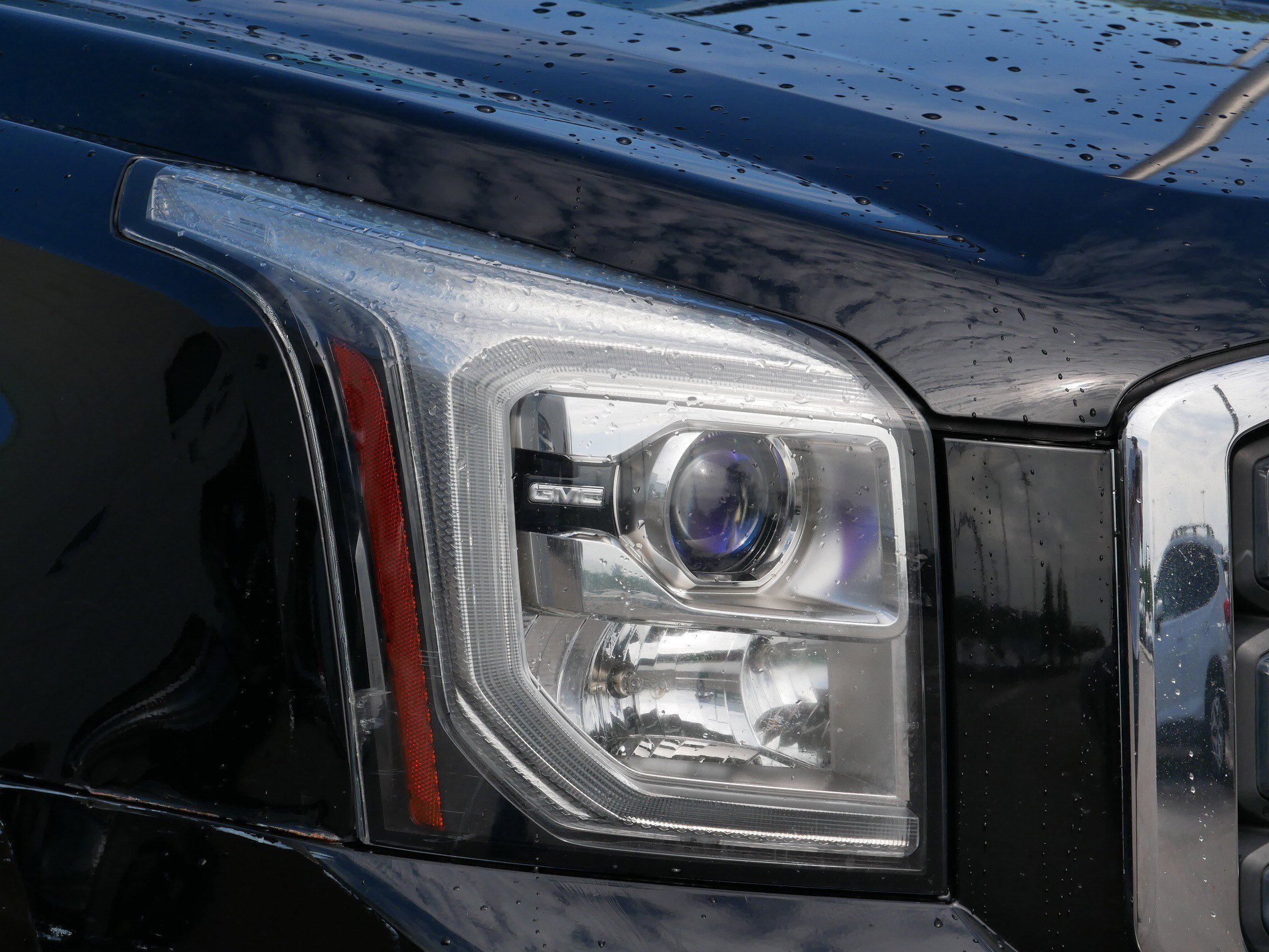 Used 2015 Onyx Black GMC SLT image 17
