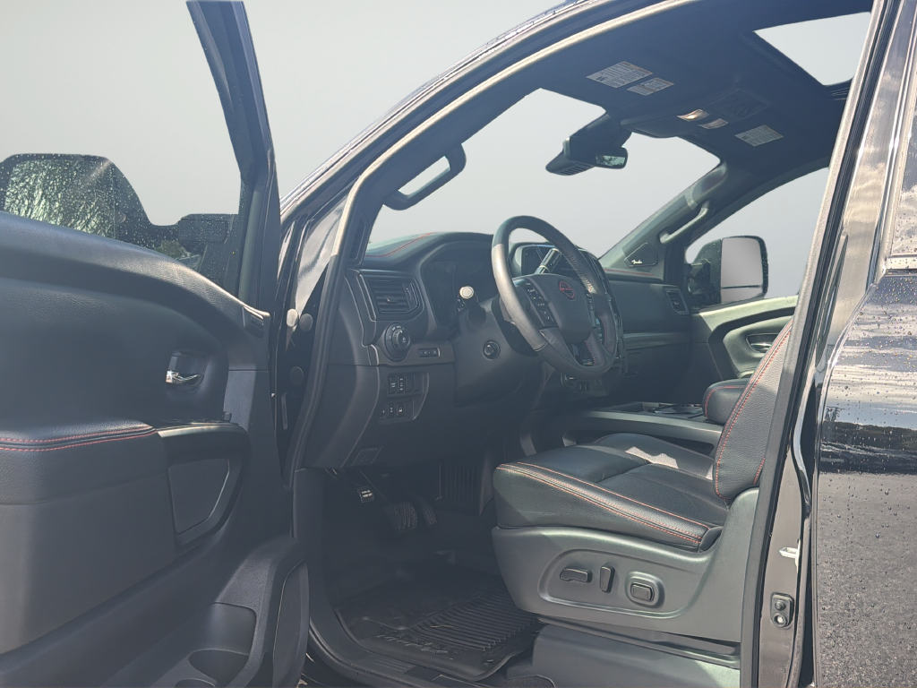 Used 2024 Black Nissan PRO-4X image 18