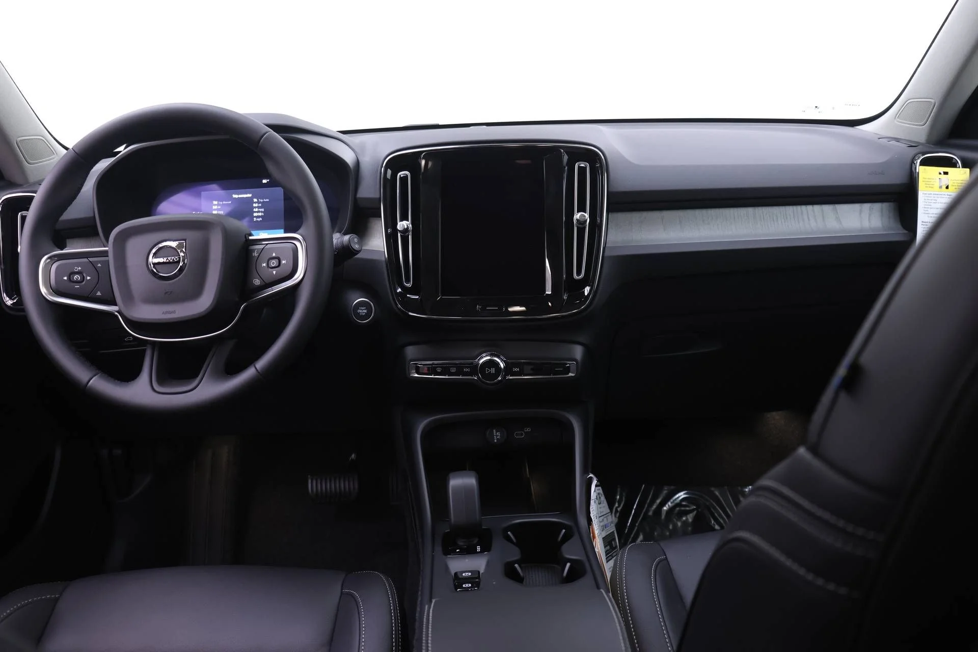 New 2026 Vapour Grey Volvo Core image 8