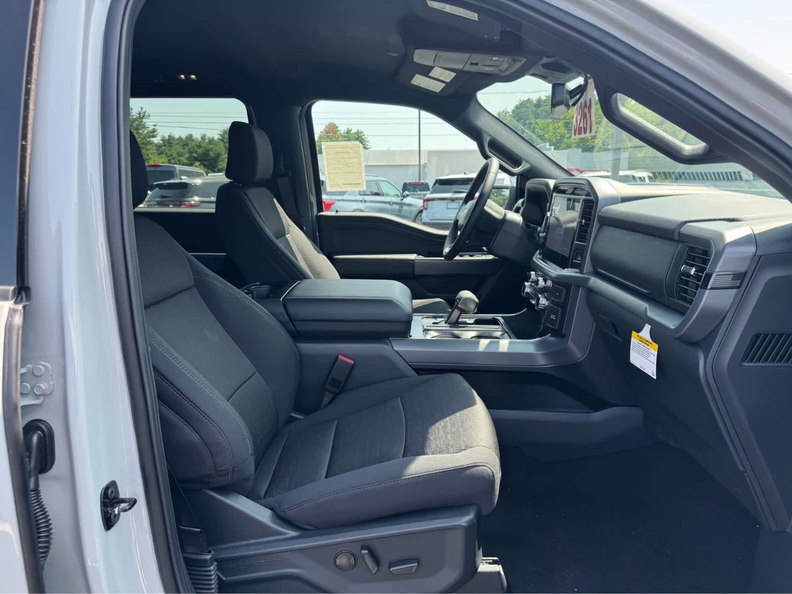 New 2026 Avalanche Ford XLT image 13