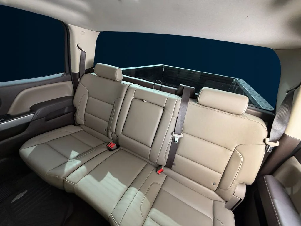 Used 2017 White Chevrolet LTZ image 16