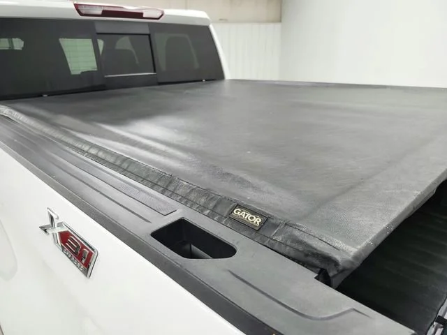 Used 2024 Summit White GMC Elevation image 50