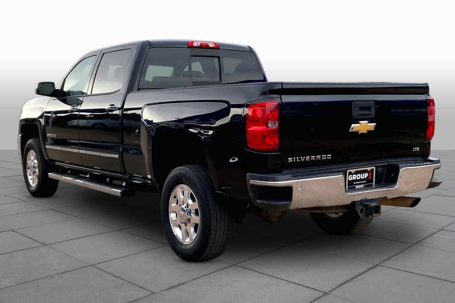 Used 2015 Black Chevrolet LTZ image 11