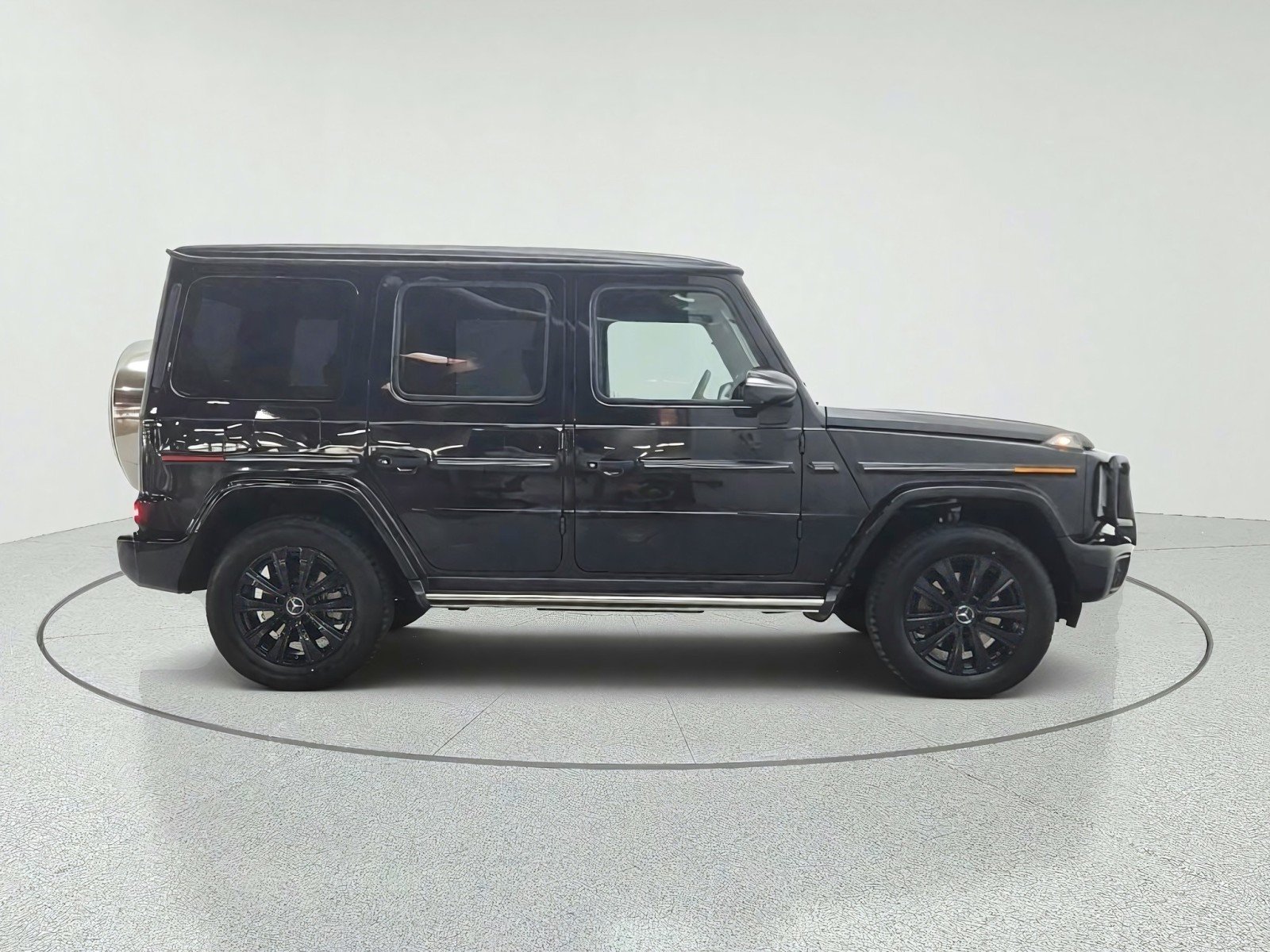 Certified Used 2025 Obsidian Black Metallic Mercedes-Benz G 550 SUV image 4