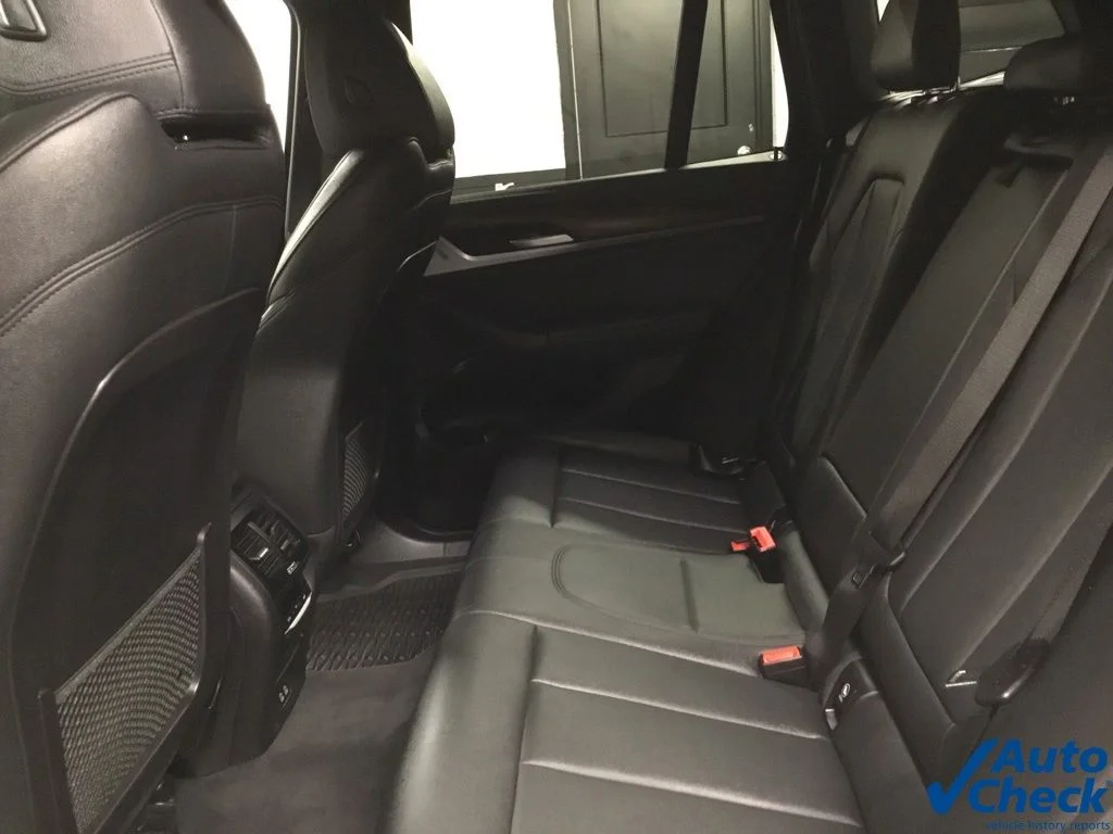 Used 2020 White BMW xDrive30i image 30