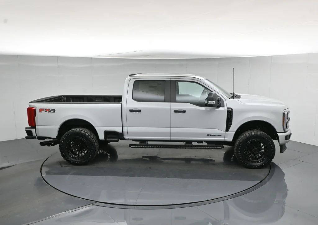 New 2026 Avalanche Ford XL image 52