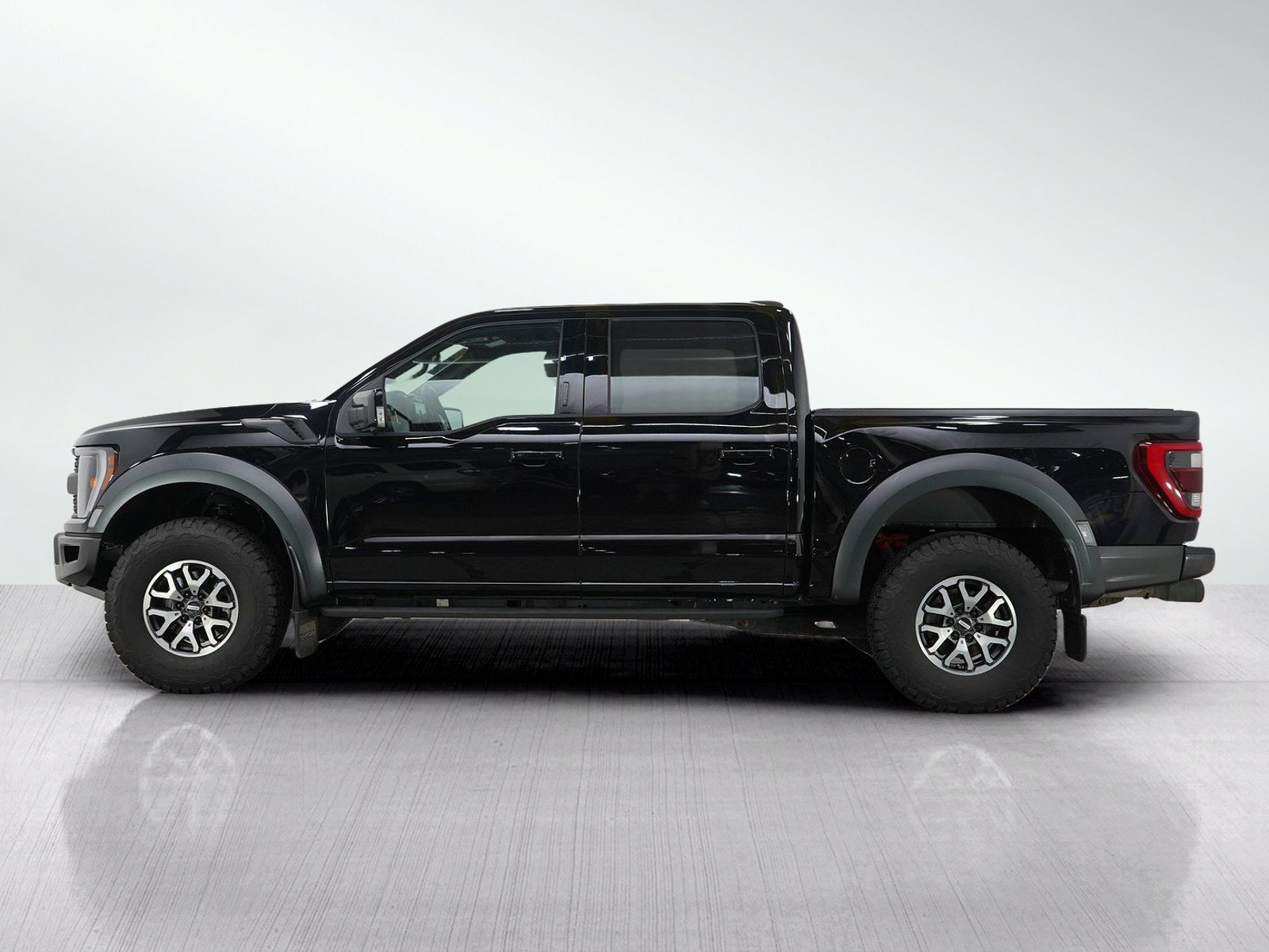 Used 2022 Ford F-150 Raptor with VIN 1FTFW1RGXNFC21043 for sale in Minneapolis, Minnesota