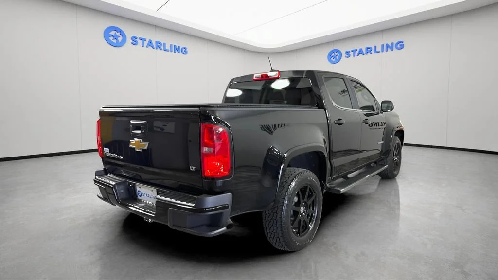 Used 2018 BLACK Chevrolet 2WD LT image 9