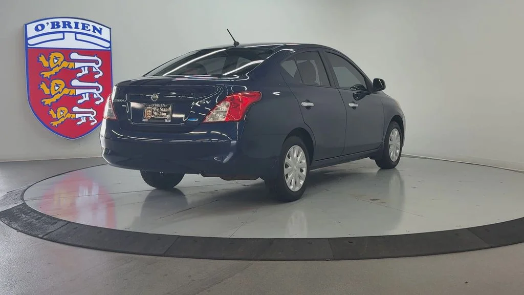 Used 2012 Blue Onyx Metallic Nissan 1.6 SV image 5