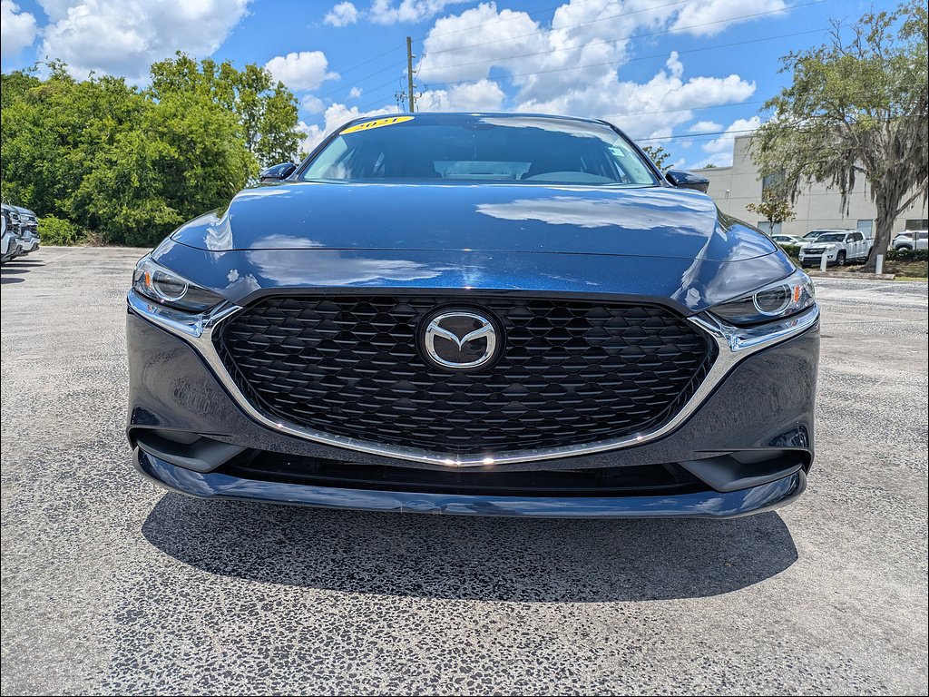 Used 2021 Deep Crystal Blue Mazda Select image 9