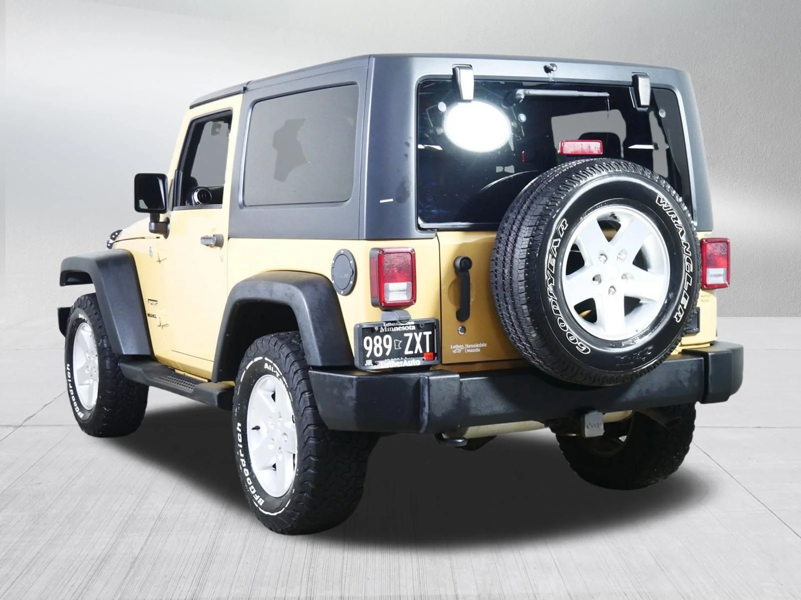 Used 2013 Dune Jeep Sport image 5