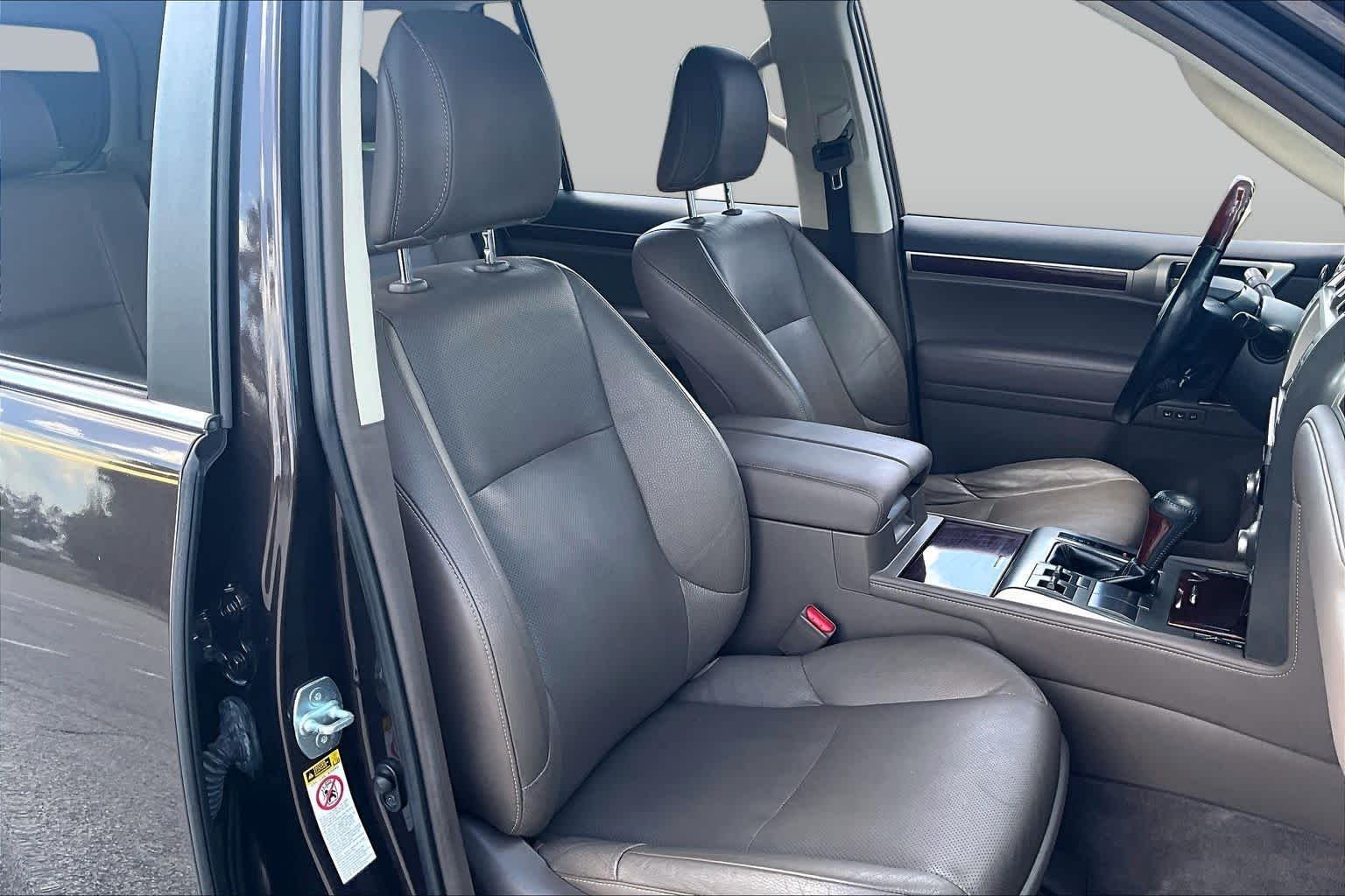 Used 2016 Fire Agate Pearl Lexus  image 9
