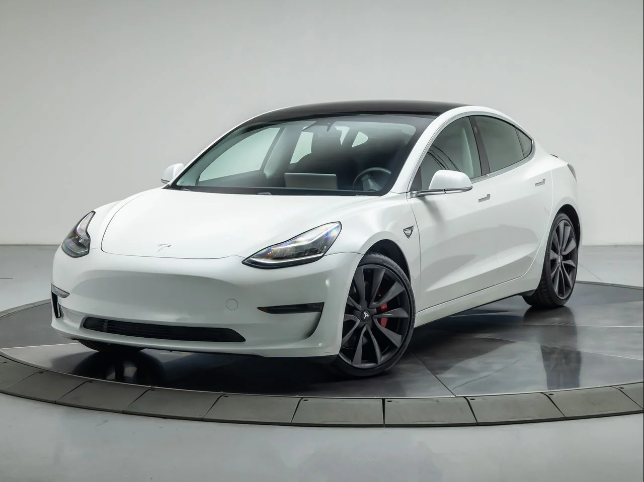 2020 Tesla Model 3 Performance Dual Motor All-Wheel Drive's photo