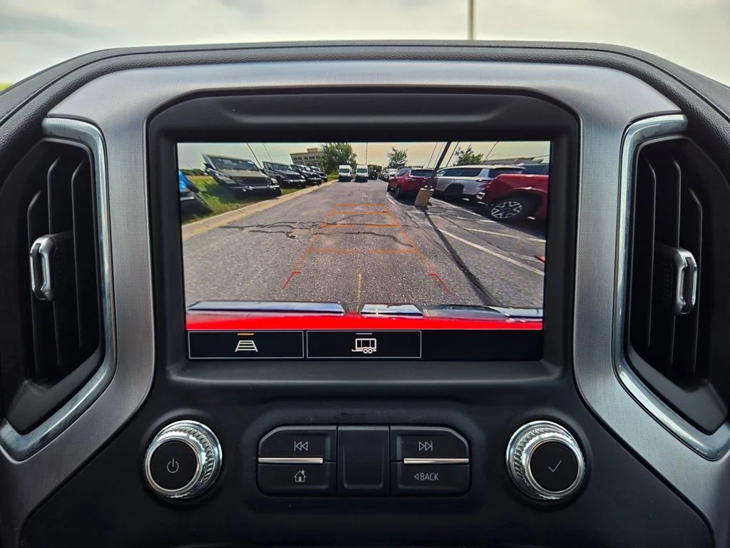 Used 2021 Red GMC Elevation image 24